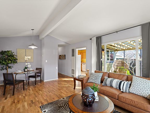 3rd image of 100 Christian Ave