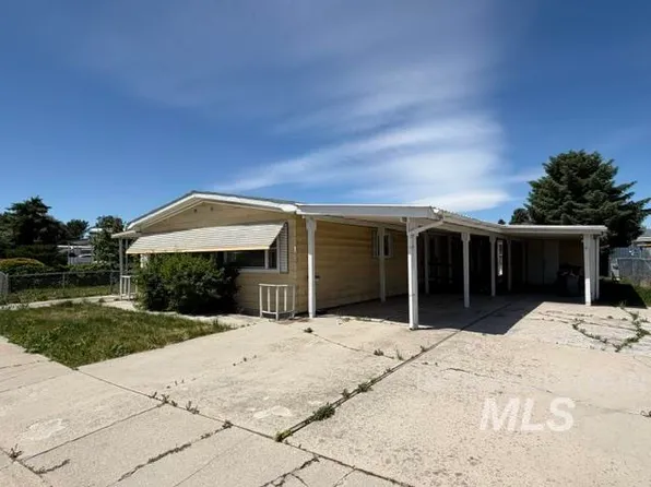19 S Rose Cir, Meridian, ID 83642