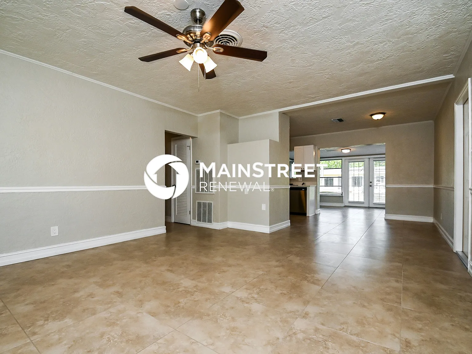 2633 Herwald St — Photo 3
