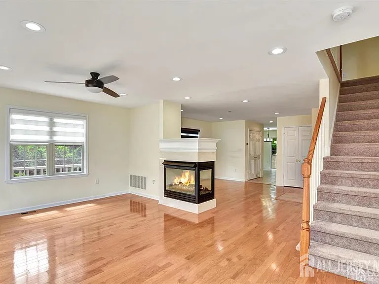 248 River Rd — Photo 4