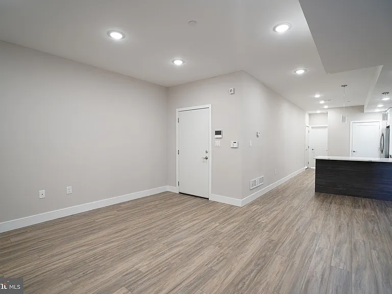 2222 Frankford Ave #3 — Photo 6