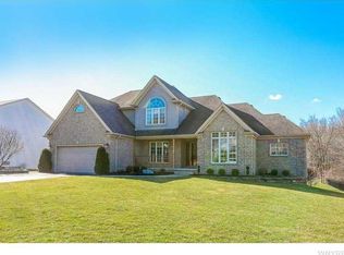 245 Ashwood Ln, Orchard Park, NY 14127
