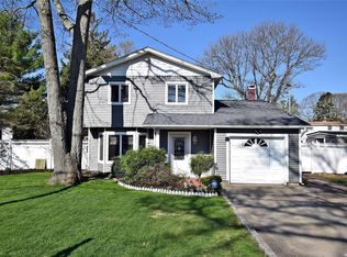 26 Henry Rd, Centereach, NY 11720