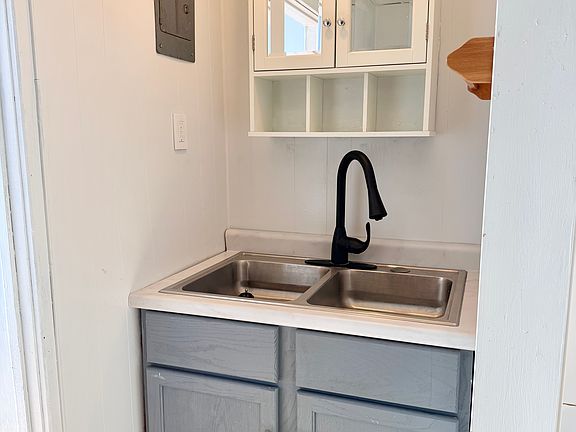 2nd image of 3 N Main St Suite 5