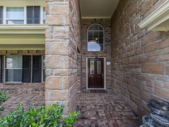 2nd image of 12315 Carmel Dale Ln