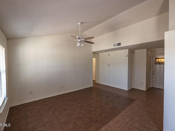 3rd image of 3625 Jamaican Palm Dr