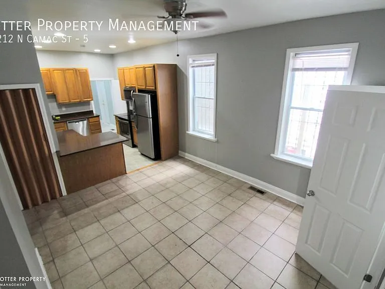 2212 N Camac St #5 — Photo 36