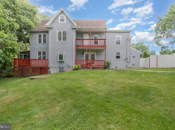 18 Walton St, York Haven, PA 17370