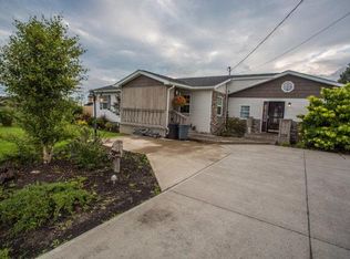 127 Carpenter St, Shady Spring, WV 25918