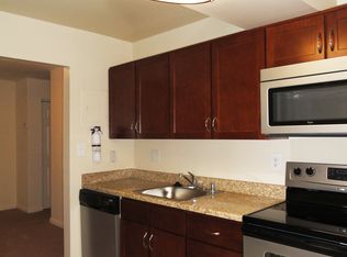 2 Pinemont Pl APT 2C, Nottingham, MD 21236