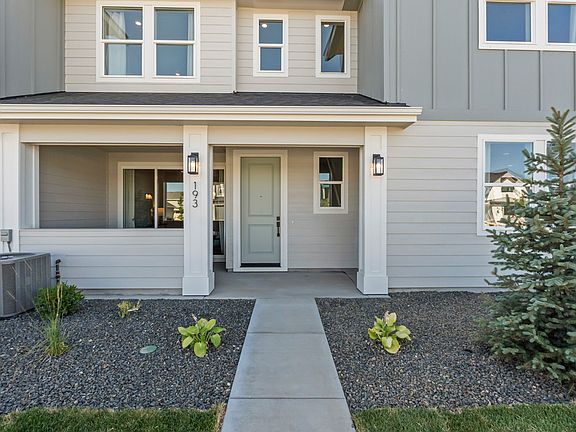 Bluebird Model Elevation