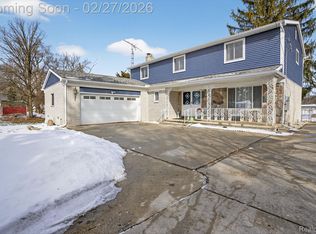 1448 N Genevieve St, Burton, MI 48509