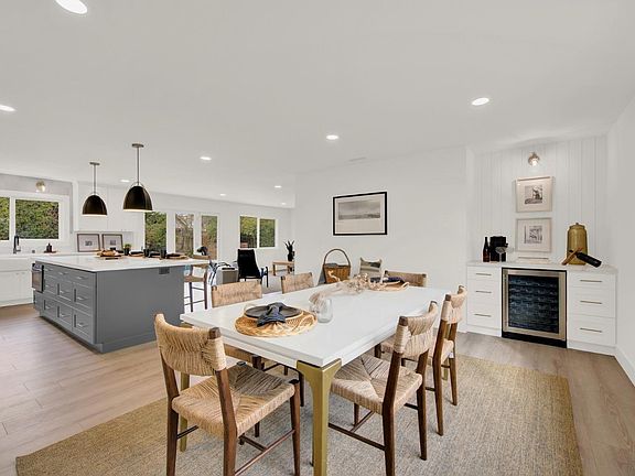 5th image of 1083 Dellbrook Drive