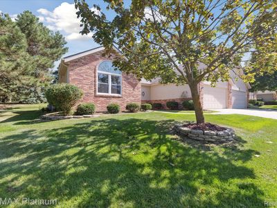 19488 Cardene Ct, Northville, MI, 48167
