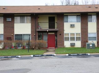 7571 Hazelcrest Dr APT A, Hazelwood, MO 63042