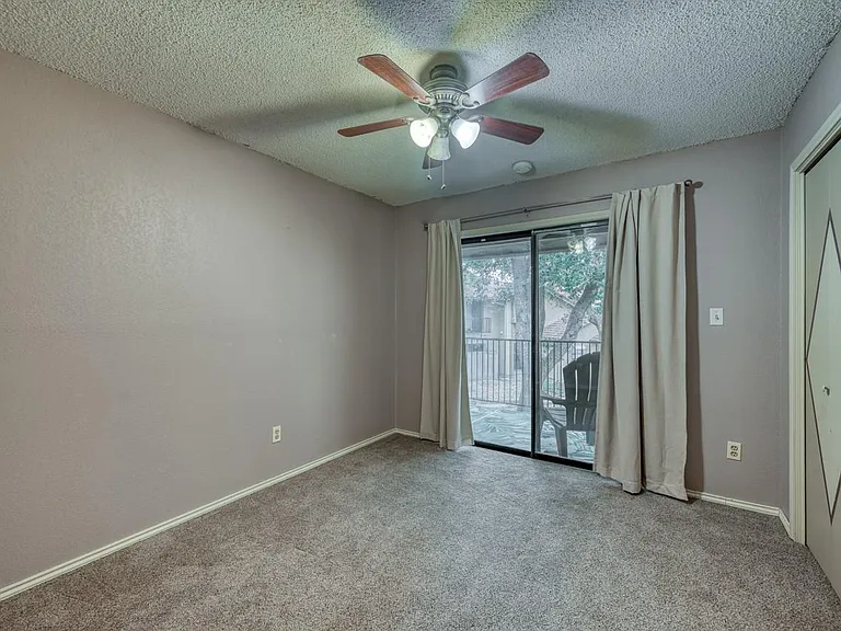 1202 Thorpe Ln #616 — Photo 19