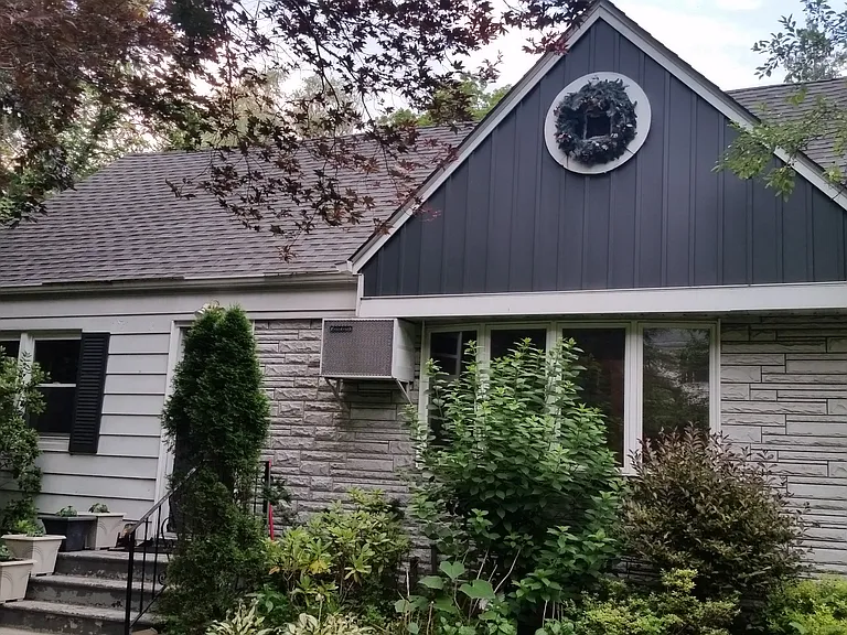 87 Fair St #1 — Photo 2