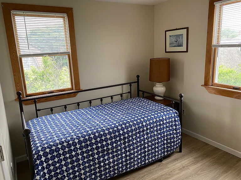 Bedroom 4 with Day Bed with Trundle