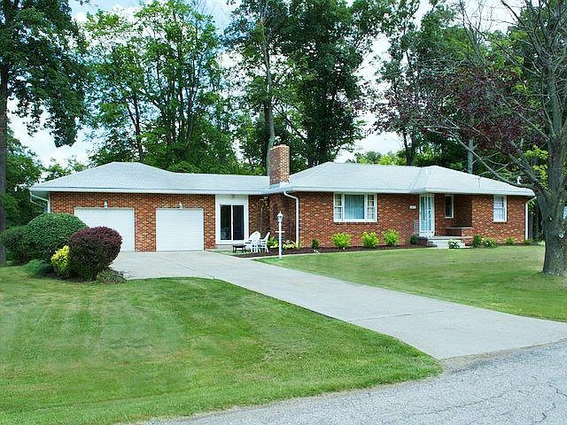 1st image of 1371 Barbara Ln