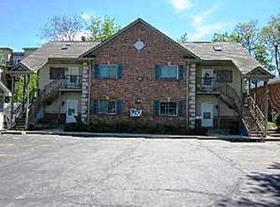 211 W Palatine Rd APT 2E, Palatine, IL 60067