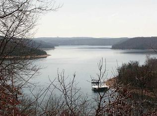 Beaverview Rd, Eureka Springs, AR 72631