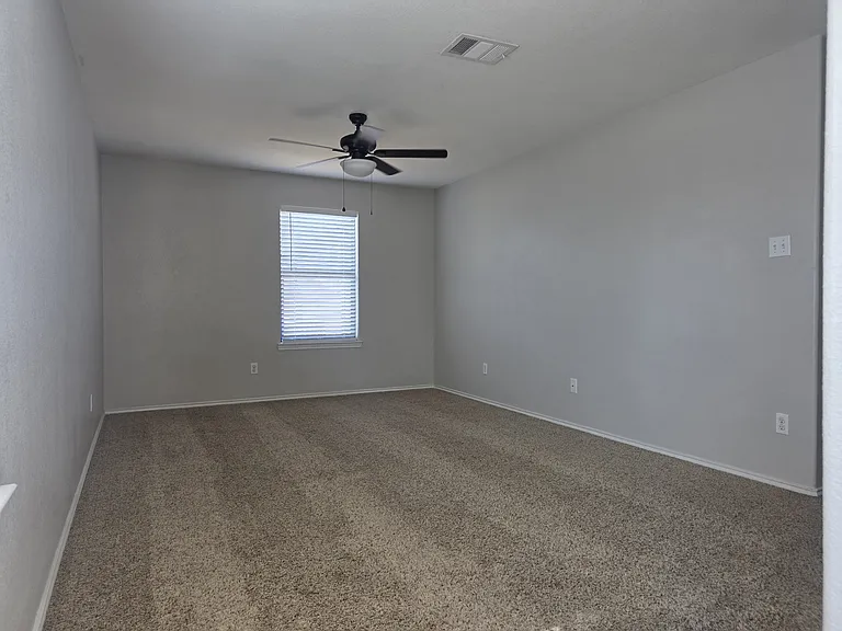 1119 Lonesome Oak Dr — Photo 14