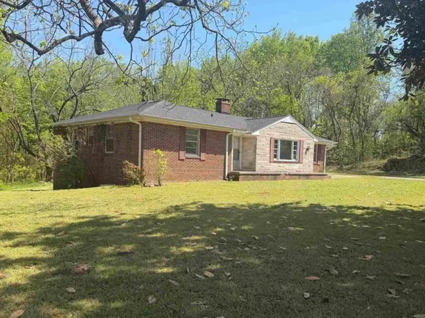 5470 Frankfort Rd, Tuscumbia, AL 35674