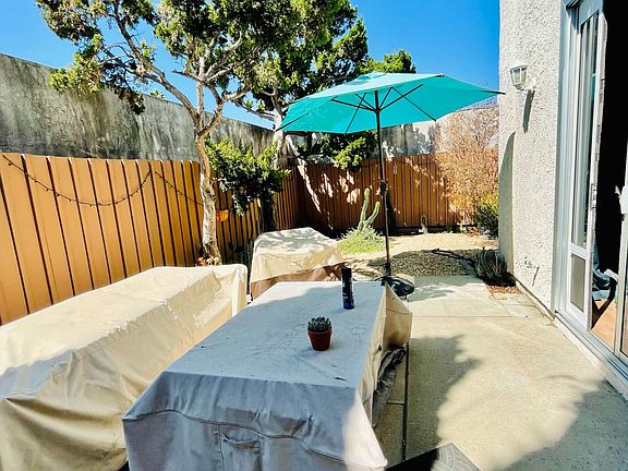 5th image of 12380 Chandler Blvd Unit A