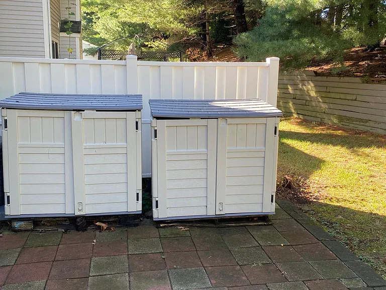 81 Woodmere Dr — Photo 23
