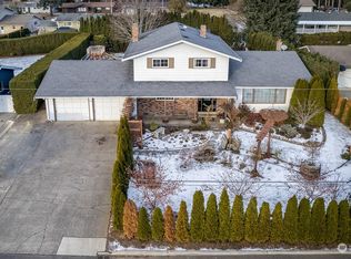 120 Park View Dr, Lynden, WA 98264