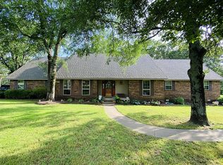1214 Poynor Dr, Alma, AR 72921