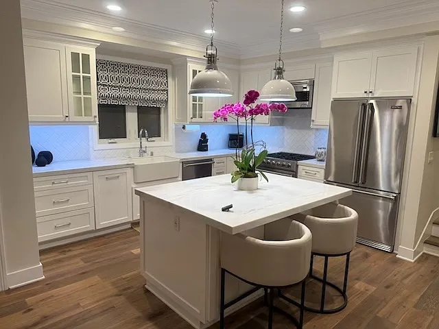 512 Jasmine Ave — Photo 3