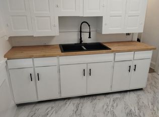 1853 Colonnade Rd #2, Cleveland, OH 44112