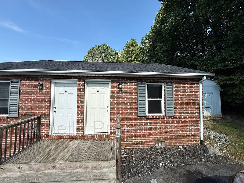 1909 Cherokee Rd #9