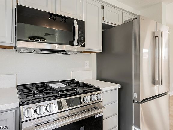 2nd image of 2420 Rice Flower Cir