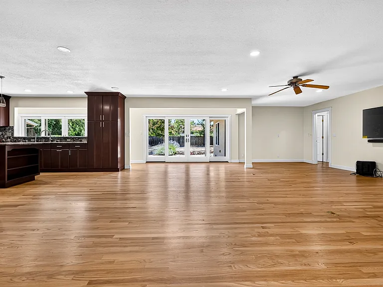 2628 Superior Dr — Photo 44