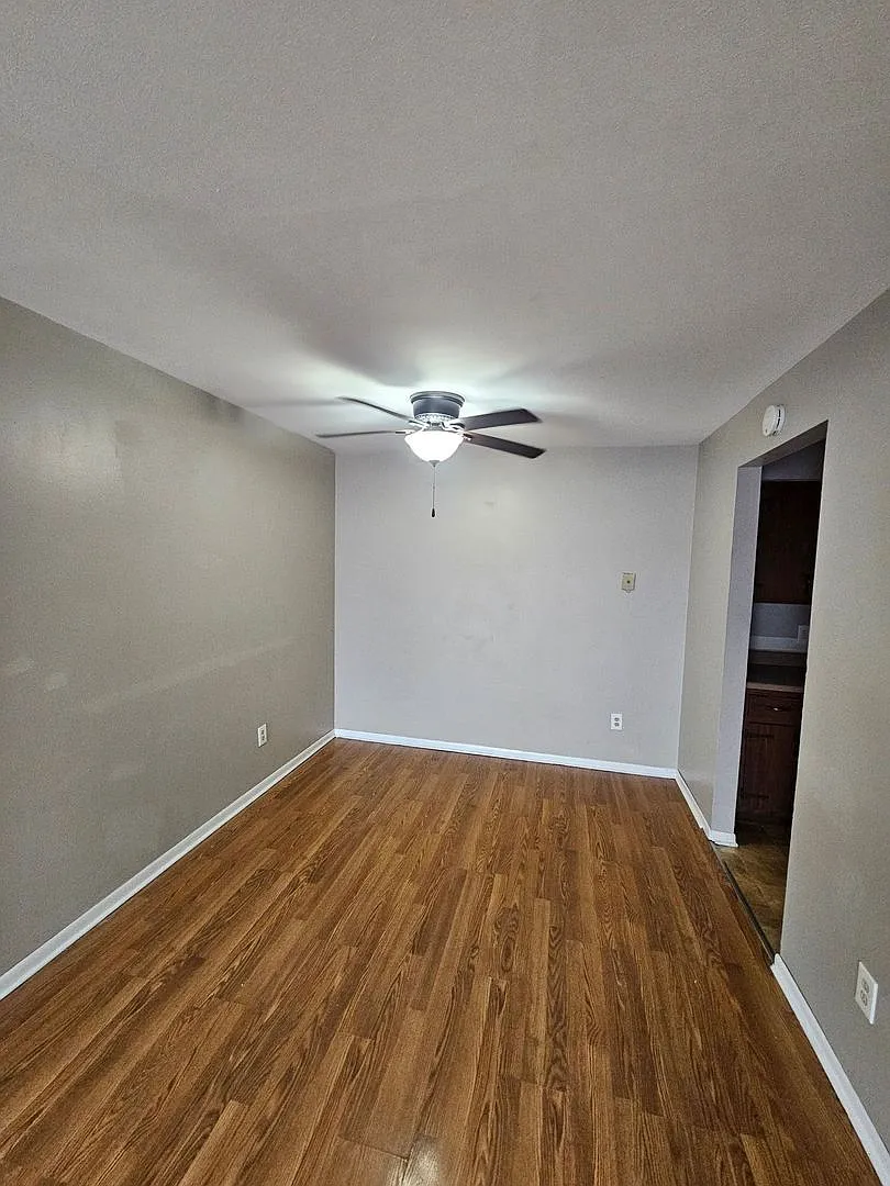 7601-7603 W Donna Ct — Photo 3