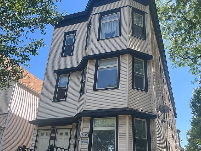 3435 W McLean Ave #3F — Photo 1