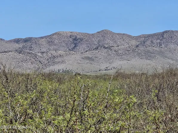 E Carolyn Fraser Ln, Pearce, AZ 85625
