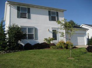 1557 Golf View Dr, Nappanee, IN 46550