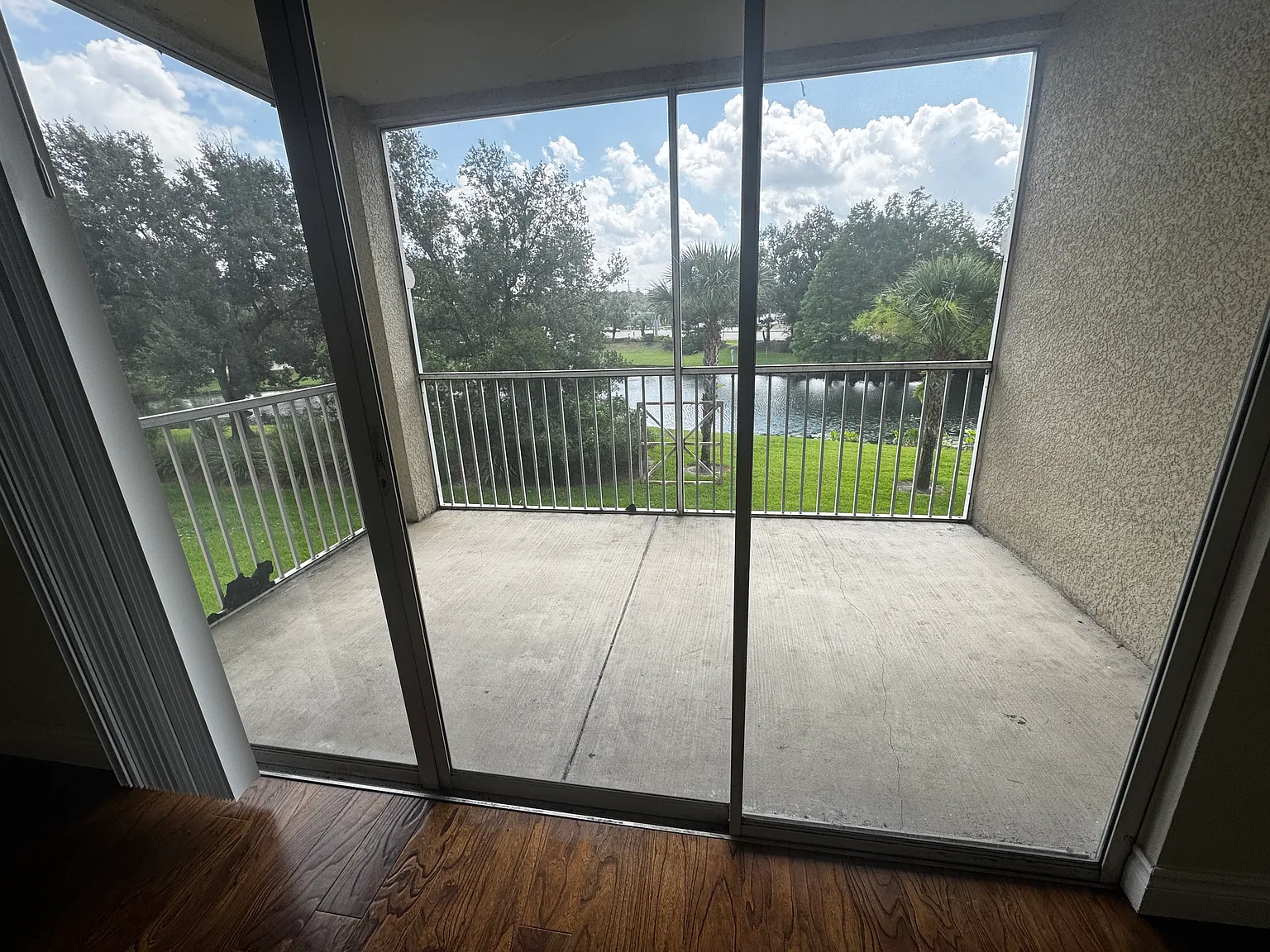 1 bed, 780 sqft, $1,200 — Photo 2