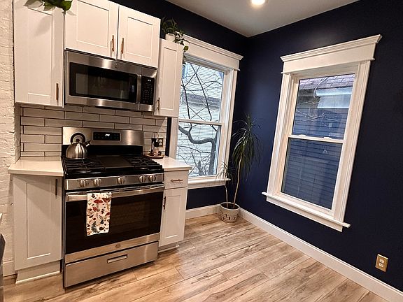 3rd image of 270 Lexington Ave #2