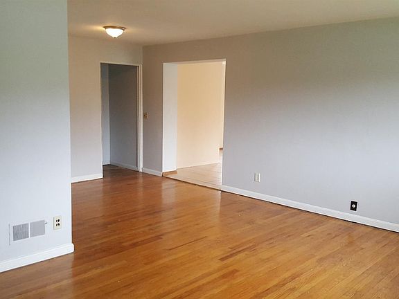 5th image of 5515 Silverpoint Dr