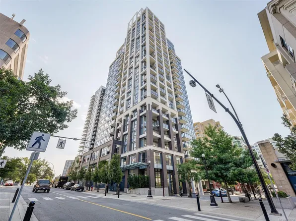 777 Herald St #802, Victoria, BC V8W 1S5