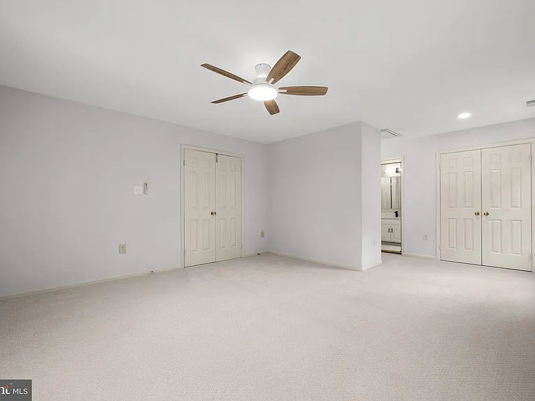 6056 Morgan Ct — Photo 43