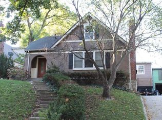319 E Dartmouth Rd, Kansas City, MO 64113