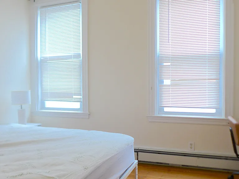 803 Parker St — Photo 8