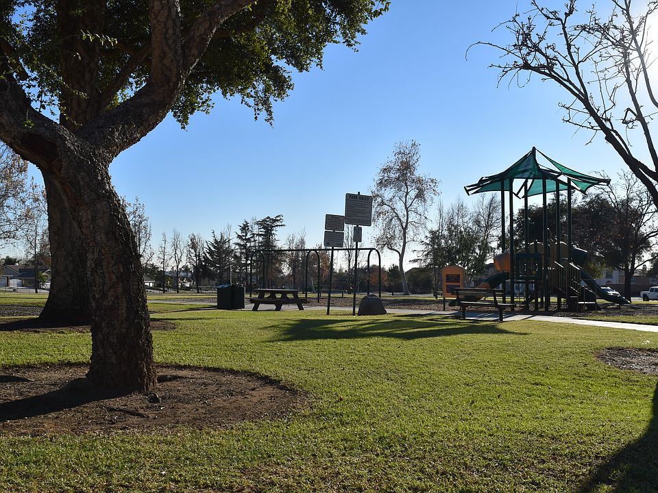 Nearby Mills Park