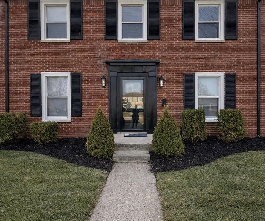 1st image of 14058 Greenview Rd