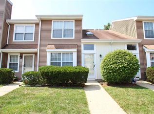 27 Nottingham Way, Somerset, NJ 08873